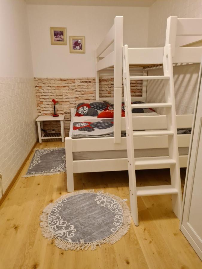 Wohnung Am Gruenen, Naehe Stadtzentrum Und Hauptbahnhof, Wlan Inklusive Fürth Exteriér fotografie