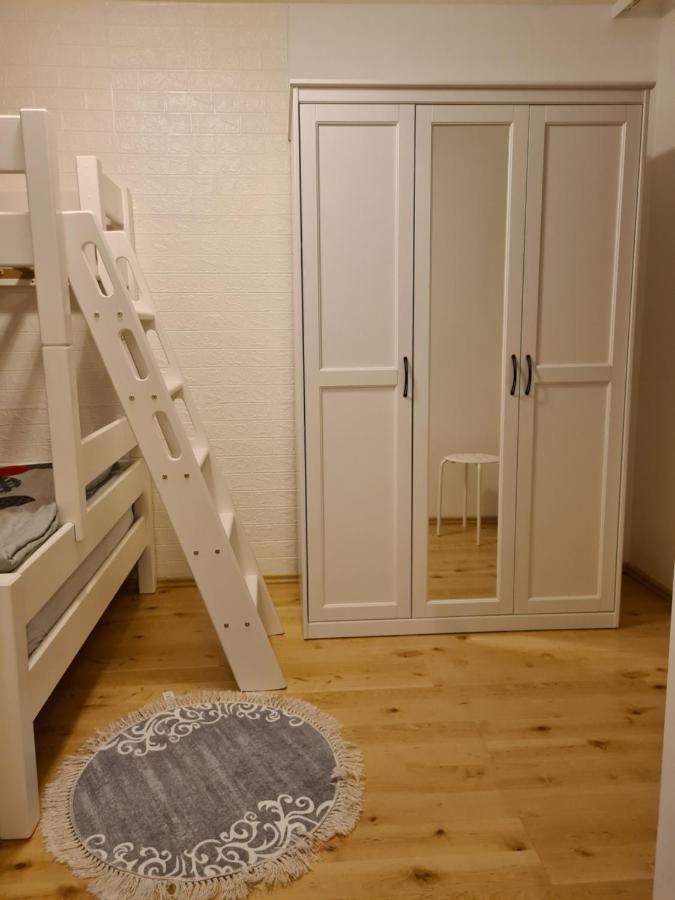 Wohnung Am Gruenen, Naehe Stadtzentrum Und Hauptbahnhof, Wlan Inklusive Fürth Exteriér fotografie